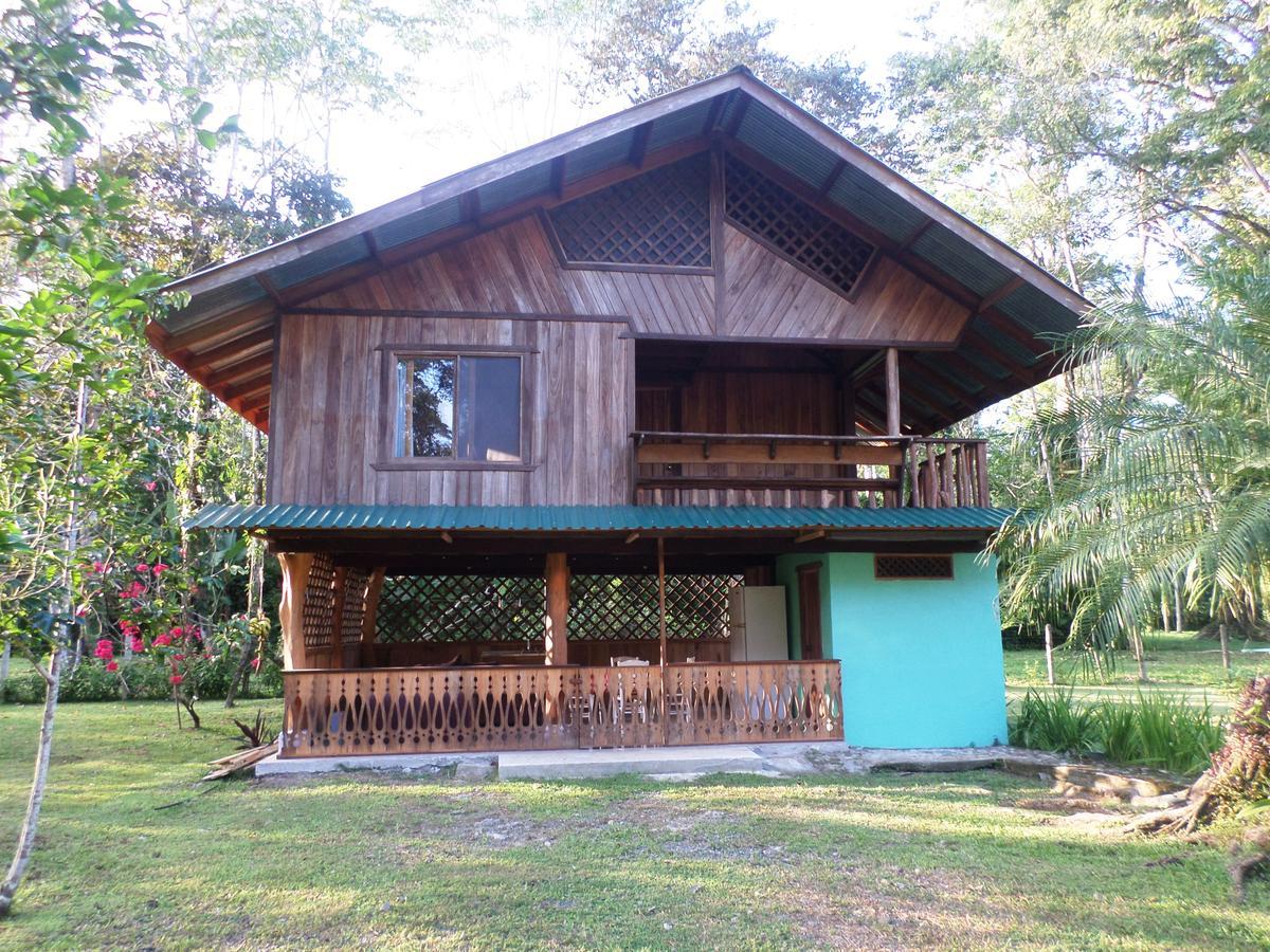 Hotel&Cabinas Nadine Cahuita Exterior foto